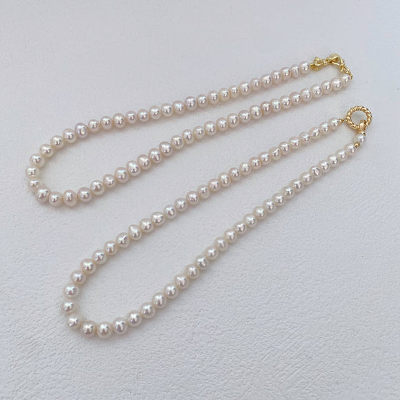 Freshwater Pearls Necklaces