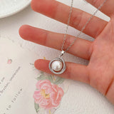 Satellite Pearls Necklace