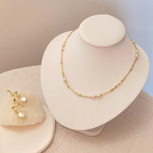 Golden Linear Pearls Necklace