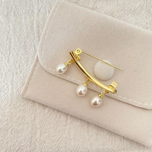 3 Pearls Brooch