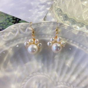 Paw Pearls Earrings