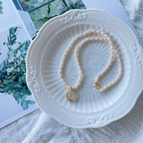 Vintage White Chalcedony Pendant Pearls Necklaces