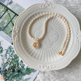 Vintage White Chalcedony Pearls Pendant Necklaces