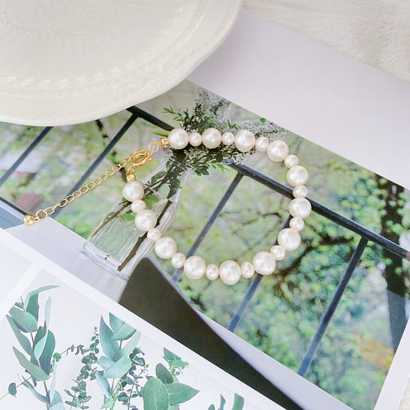 Vintage Pearls Bracelets
