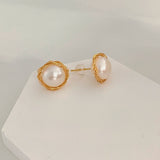 Nest Pearls Earrings