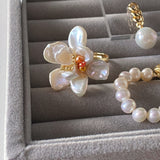 Floral Baroque Pearls Rings