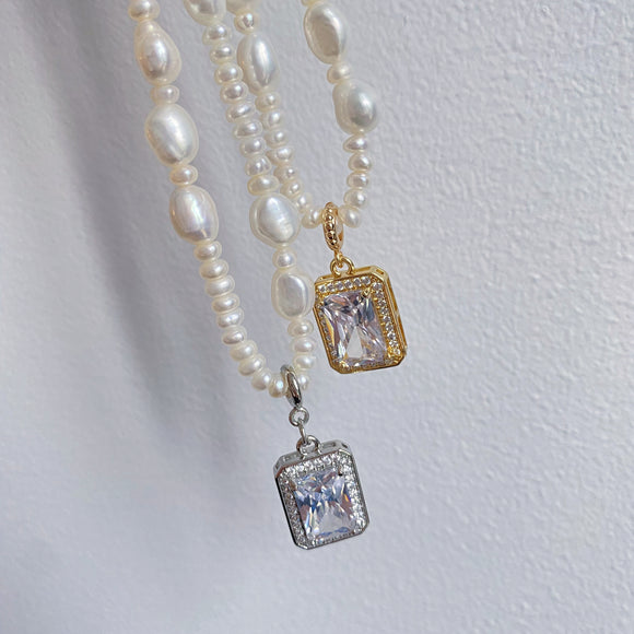 Elsa Crystal Pendant Pearls Necklaces