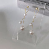 Olivia Three Pearls Earrings