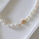 Verdandi Pearl Necklaces - White