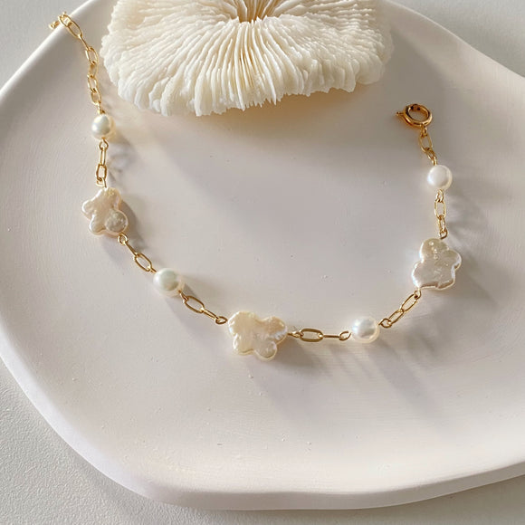 Butterfly Baroque Pearls Bracelets