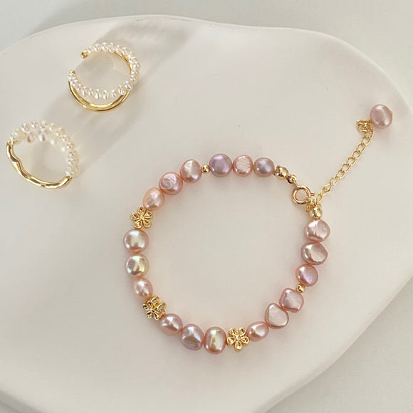 Pink Peach Blossom Pearls Bracelets