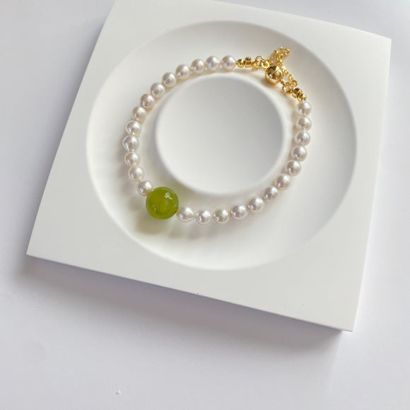 Qingti Milk Pearls Bracelet