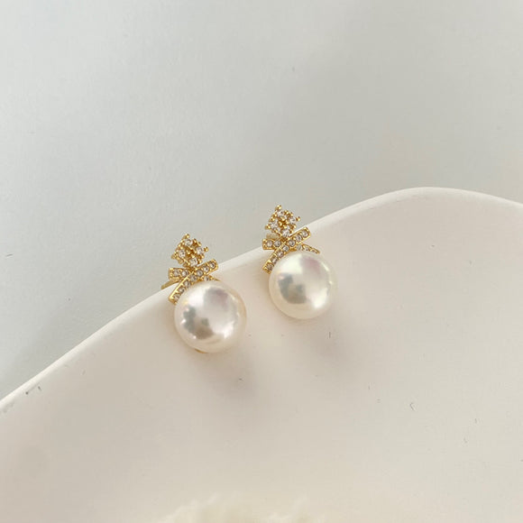 Snowflake Pearls Earrings